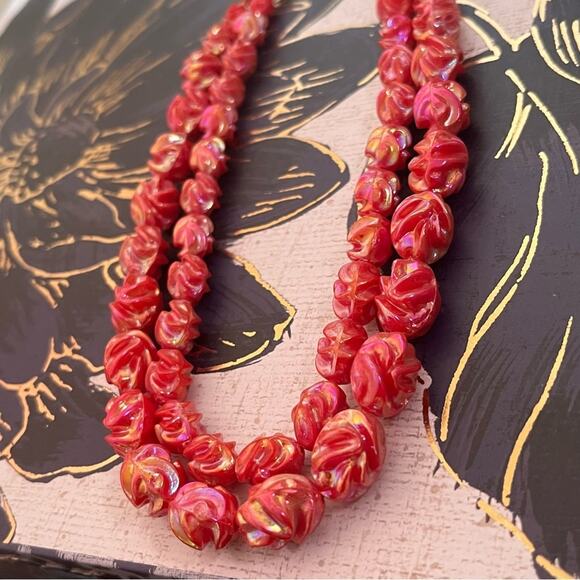 Vintage West Germany Lucite Pink Roses and Aurora Borealis Bead Necklace B3 - Picture 4 of 10